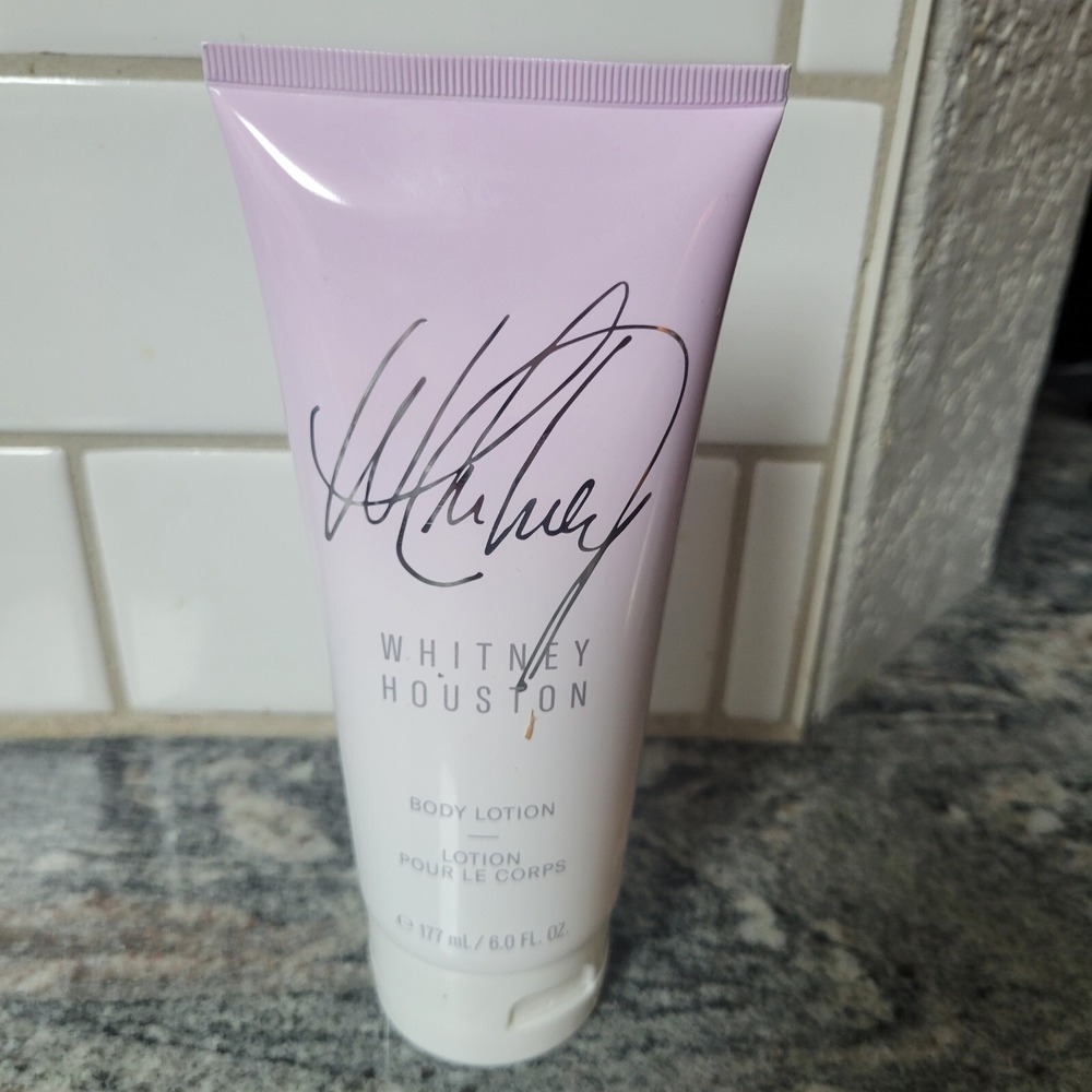 New WHITNEY HOUSTON LADIES BODY LOTION 6 fl. oz.